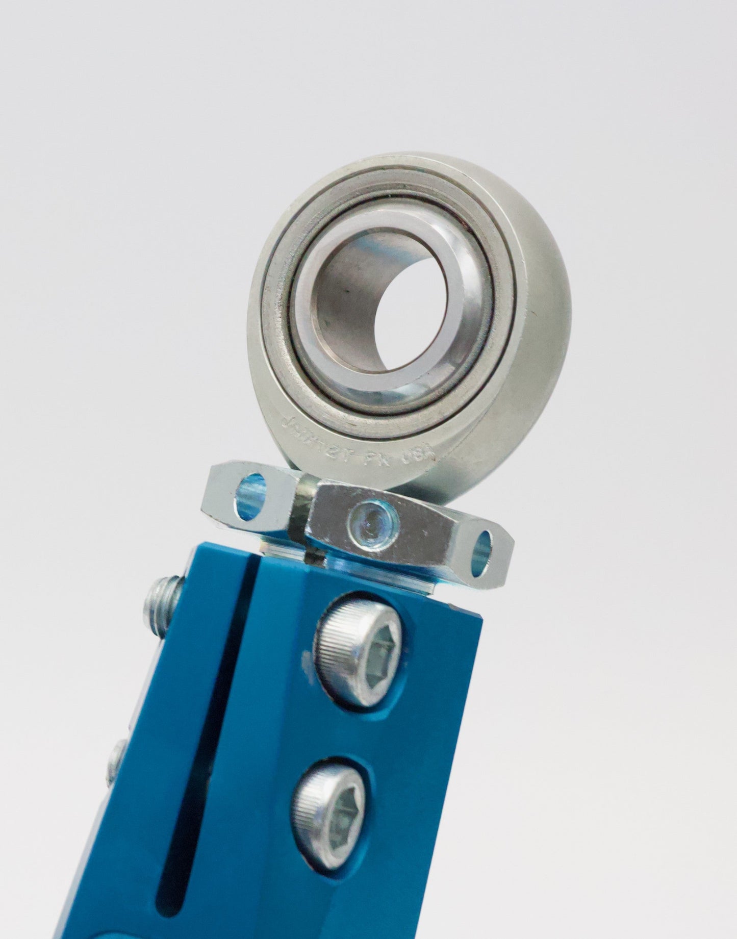 Elevate ®King Blue Billet Uniball UCA, 2019+ GM1500 2/4WD